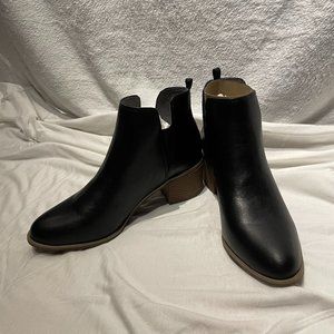 New Dr. Scholl's Teammate slip on ankle boots